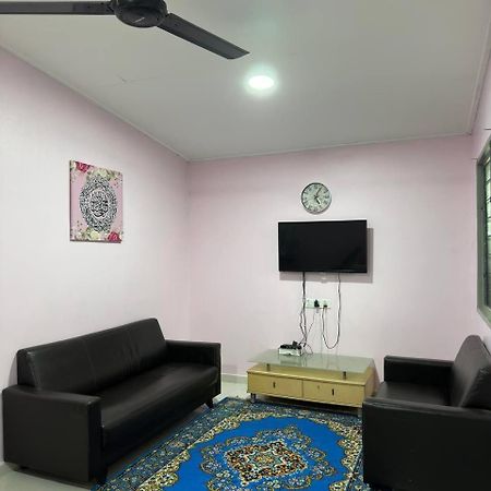 Homestay D Makmur Unit 2 Mersing Extérieur photo