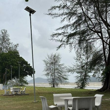 Homestay D Makmur Unit 2 Mersing Extérieur photo